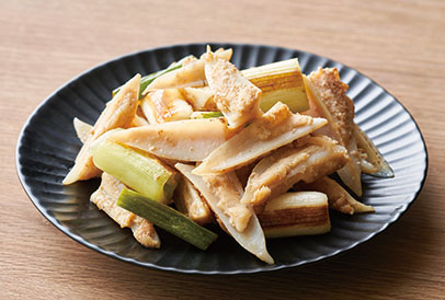 2.のびのび育ち　うまみこい鶏　やげん軟骨