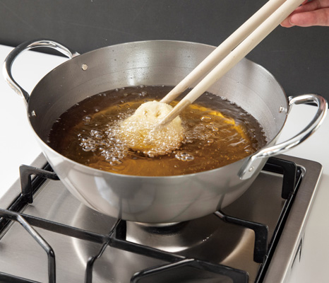 ダンチュウ 鉄天ぷら鍋26cm(粉箸付)