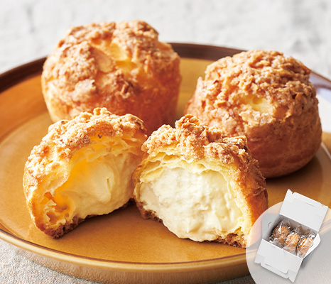 アーモンドクッキーシュークリーム