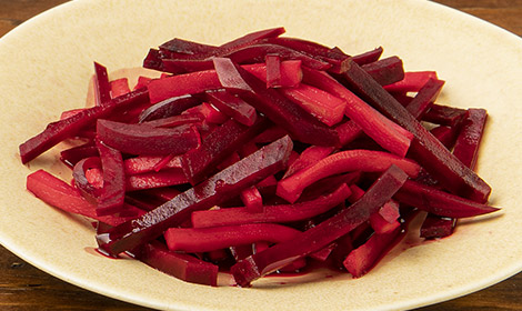 ビーツとブロッコリーの甘酢和え