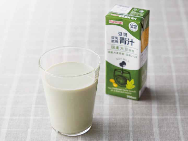 ゴクゴク飲める　国産大豆の豆乳飲料（大麦若葉＆よもぎ）3本_2