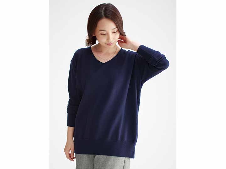 予約 サキハナ ウールVネックプルオーバー ネイビー_2
