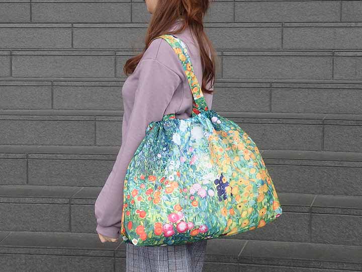 予約 名画レインバッグカバー クリムト フラワーガーデン 有機野菜や自然食品の購入は大地を守る会のお買い物サイト 予約 名画レインバッグカバー クリムト フラワーガーデン 有機野菜や自然食品の購入は大地を守る会のお買い物サイト