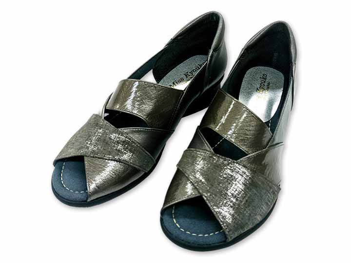 予約 ミスキョウコ 4E軽量コンビサンダル エタン 24.5の宅配は大地を