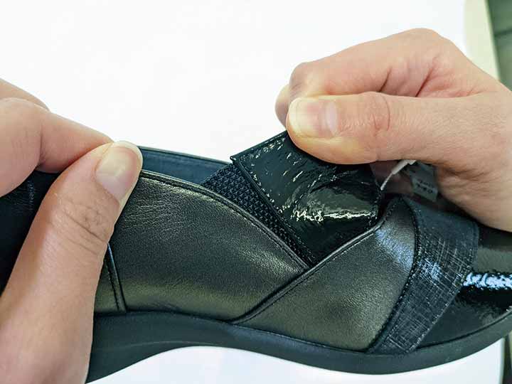 予約 ミスキョウコ 4E軽量コンビサンダル エタン 24.5の宅配は大地を