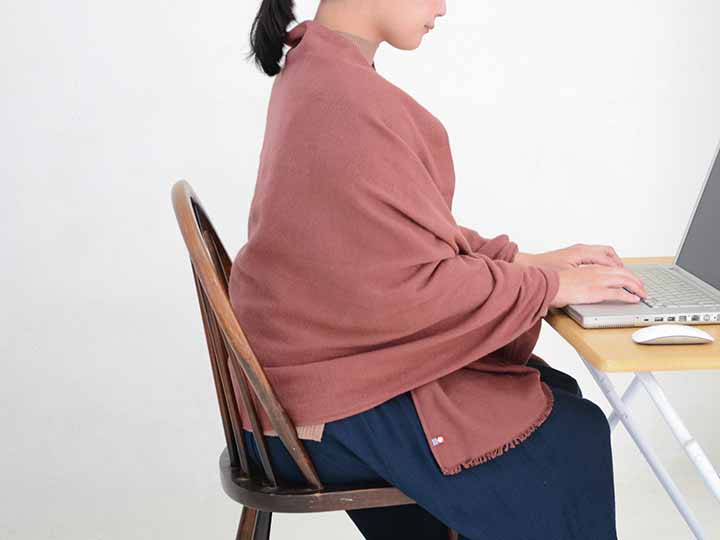 予約　＜今治タオル＞あったかポケット付きストール　アンティックローズ_2