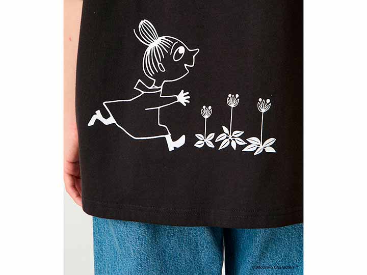 予約 ムーミン オーガニックコットン スリットTシャツ・お花畑を駆けるリトルミイ・ブラック・M_5