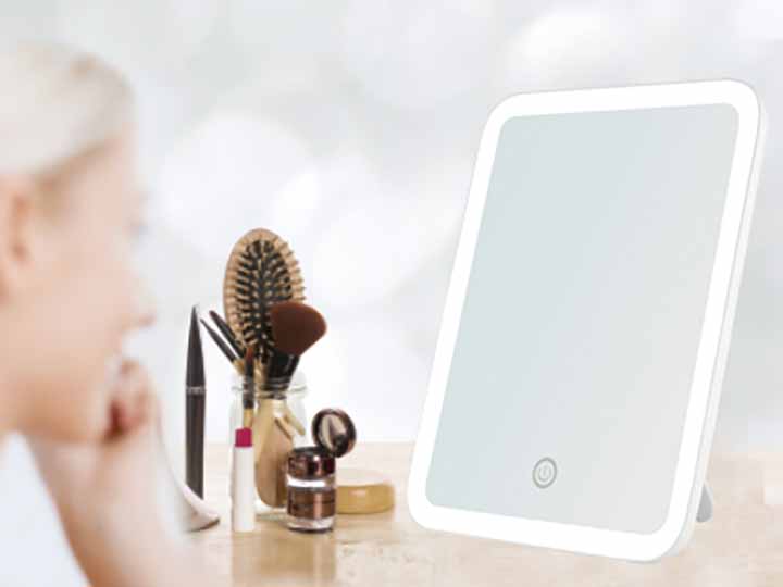 ＬＥＤメイクアップミラー_4