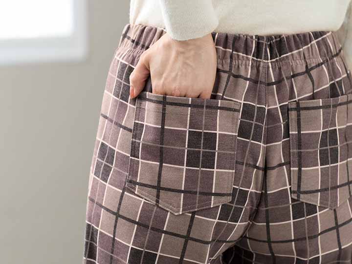 予約 まるでウールのような裏起毛ゆったりストレートパンツ ベージュチェック LL_4