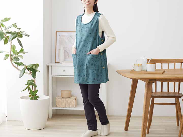 予約　軽くてあったかチュニックエプロン（ブルー系）Ｍ−Ｌ_2