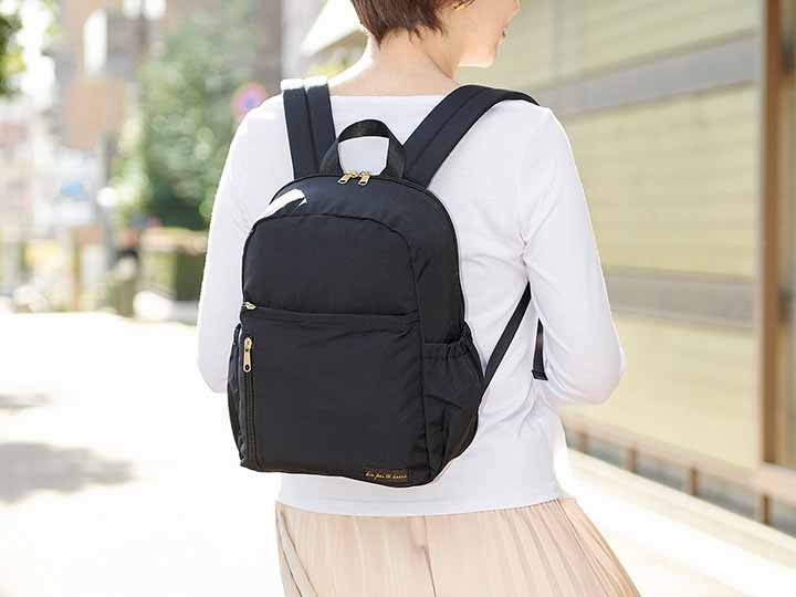 予約　4ルームコンパクトリュック　ブラック_5