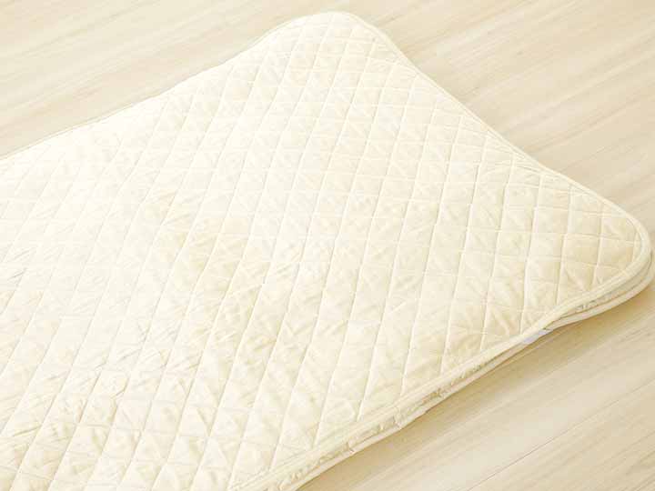 洗える天然繊維「麻」でできた敷パッド