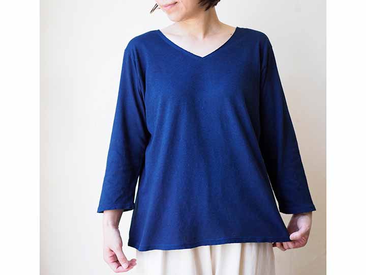 予約　天然藍Ｖネック7分袖プルオーバー【ソフト天竺】【Ｍ／藍】【濃紺】_3