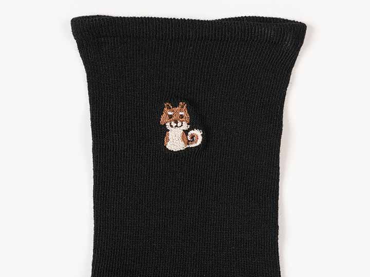 予約　ゆったりワンちゃん刺繍ソックス（すべり止め付）_3