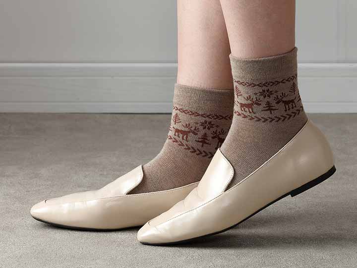 予約　あったか2重底ゆったりシカ柄ソックス_2