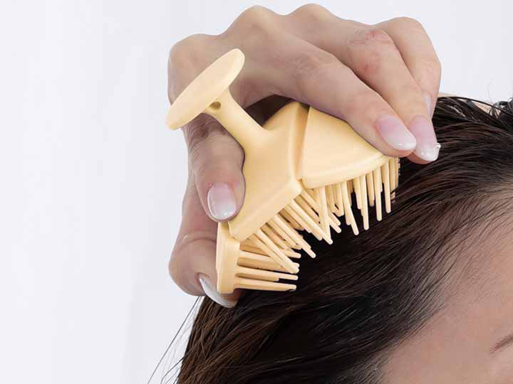 予約　Ｕ−ｎｉ　頭皮もみブラシ　レモンイエロー_2