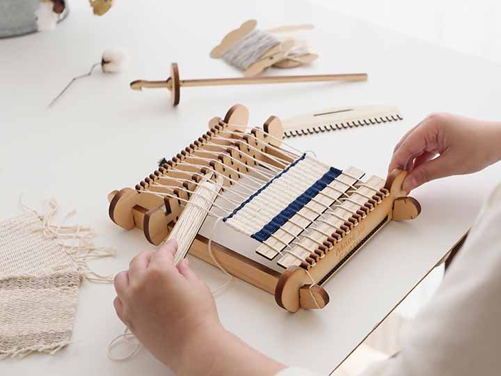 予約　メイド・イン・アースのミニ織り機セット　糸付き_3
