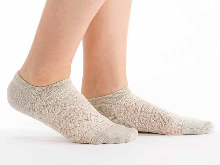 予約 涼しさを感じる薄手お洒落スニーカー丈ソックス_2
