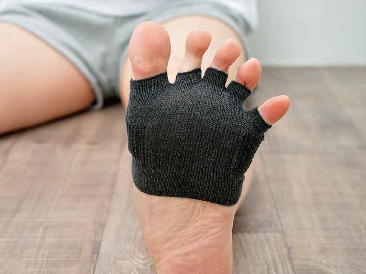 予約　ロコメイト　母趾保護サポートソックス　チャコールグレー_2