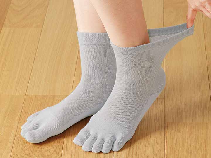 予約　さらっとメッシュなやわらかコットン5本指ソックス_2