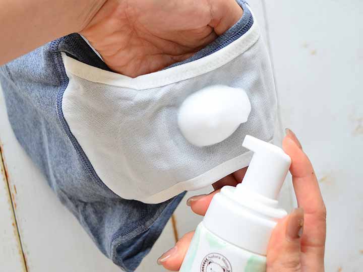 予約　ナチュラムーン　ランジェリー用泡洗剤　経血・おりもの用_2