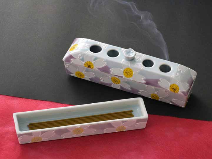 予約　有田　寝かせて使う香炉皿（2段）紫一珍_2