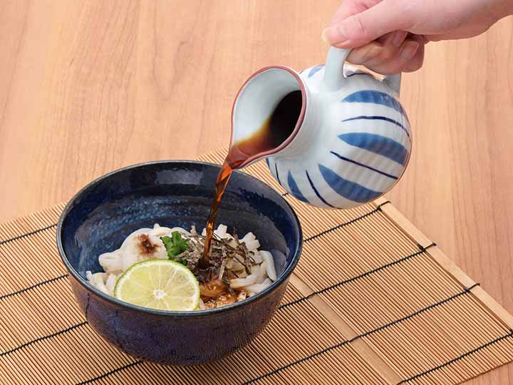 予約　有田焼　レンジ対応手付き徳利（十草）_2
