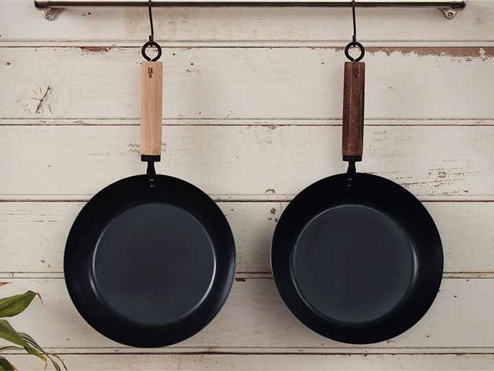 鉄フライパン5/31 26CM厚1.0MMガス専用/ウォルナット_2