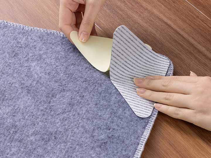 予約　貼るだけスベらんシート　8枚入_4