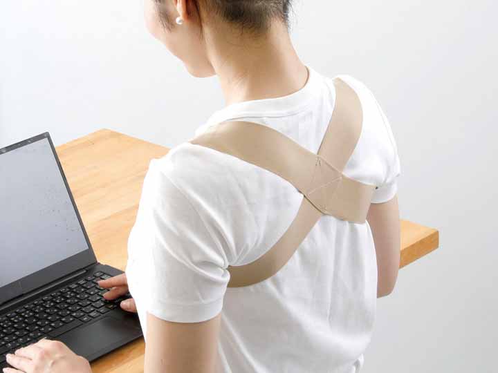 予約　お医者さんの肩甲骨ストレッチバンド　ピタ肌　Ｌ〜ＬＬ_5