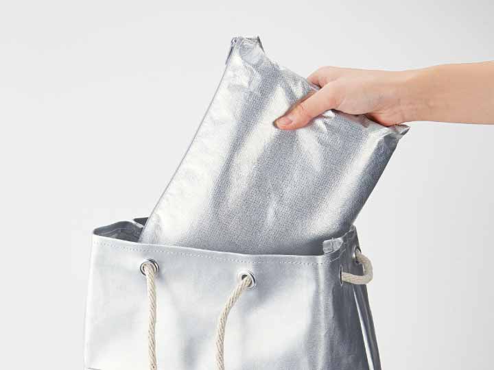 アルミシート 携帯ポーチ付_2