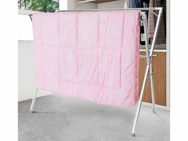 布団も干せる伸縮式コンパクト物干し台_3