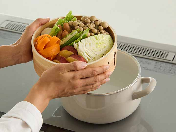 予約　せいろ付きホーロー鍋20CM　グレージュ_2