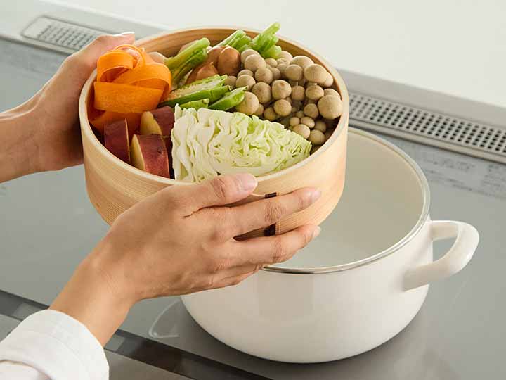 予約　せいろ付きホーロー鍋20CM　ホワイト_3