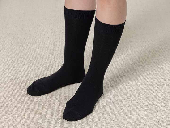 予約　インド産オーガニックコットンメンズブラックソックス_2