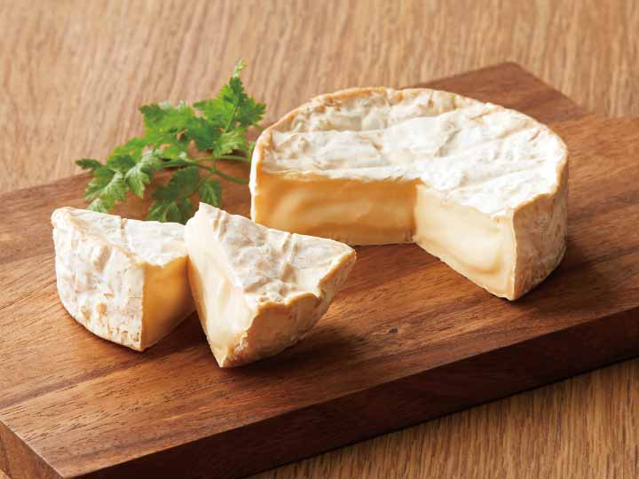 スモークカマンベールチーズはやきた　有機野菜や自然食品の購入は大地を守る会のお買い物サイト