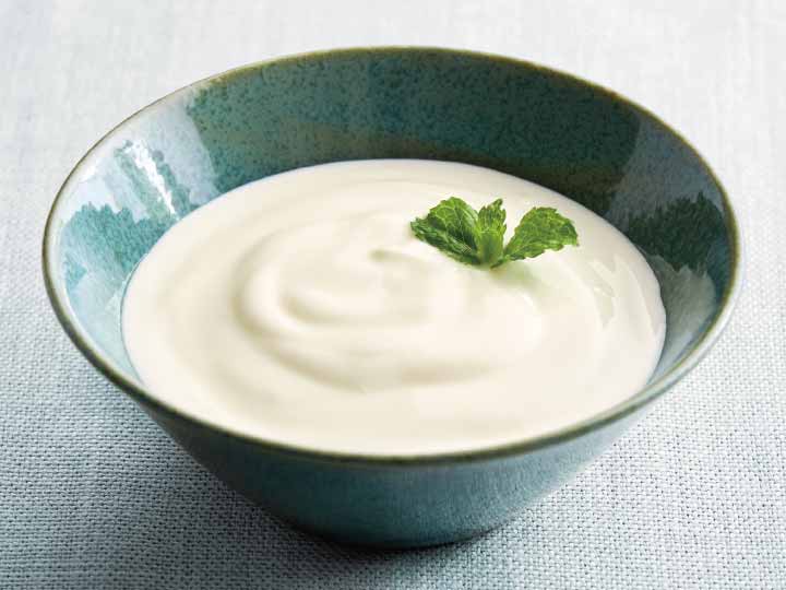 よつ葉 北海道十勝生乳100%プレーンヨーグルト(脂肪ゼロ)_2