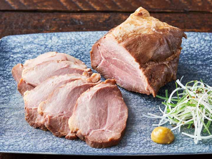 北海道放牧豚　モモチャーシュー