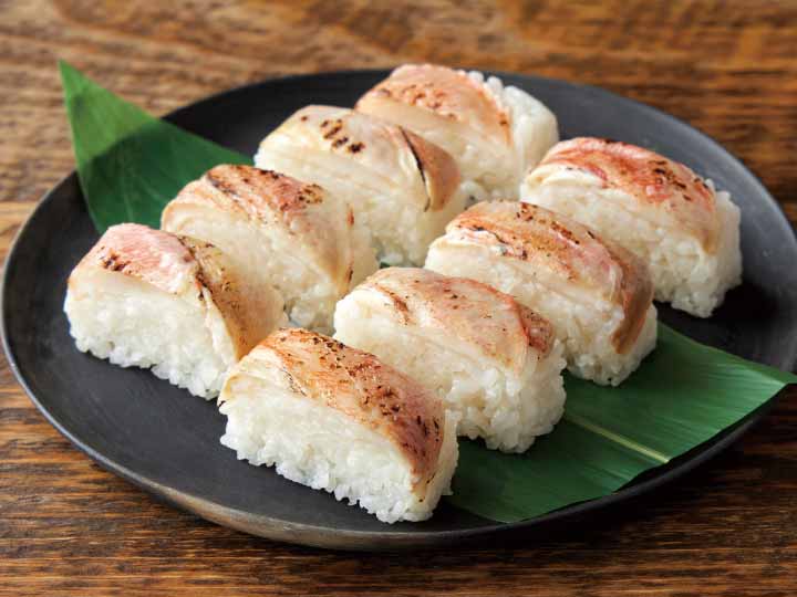 炙りカサゴと塩〆大根の棒寿司（ノーカット）