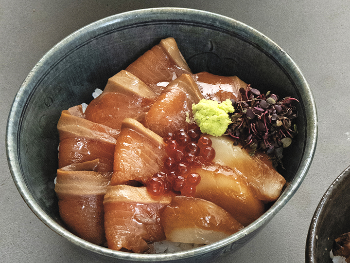 頒布会キャンセル分販売・知床産三種漬け丼（鮭・ほたて・いくら）