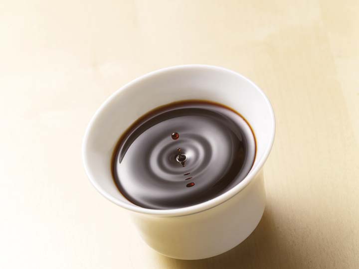 登録　特級　みのり醤油（国産丸大豆）・900ML_2