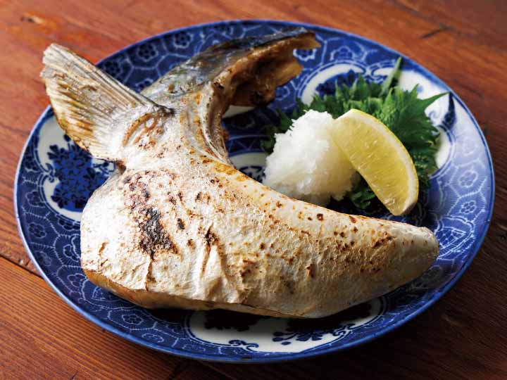 湯煎でしっとり　大地のもったいナイ天然ぶりカマ塩焼き