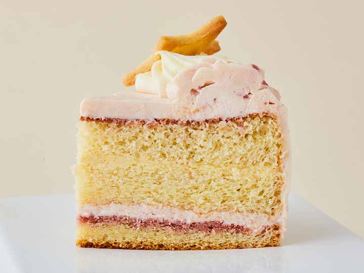 【予約】12／8週　有機苺の生クリームとカスタードクリームのケーキ（クッキー付き）5号_3
