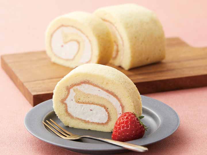 予約2／23週　有機苺のシフォンロールケーキ