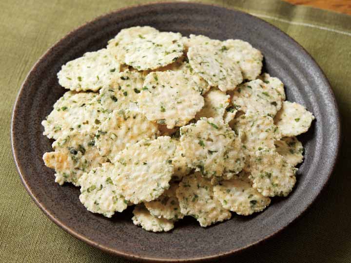 予約3／30週　カラっと香ばし白海老チップス（あおさ）