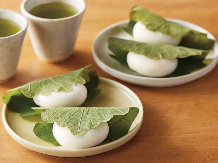 予約4／27週　北海道産小豆を使った　粒あんがおいしい柏餅