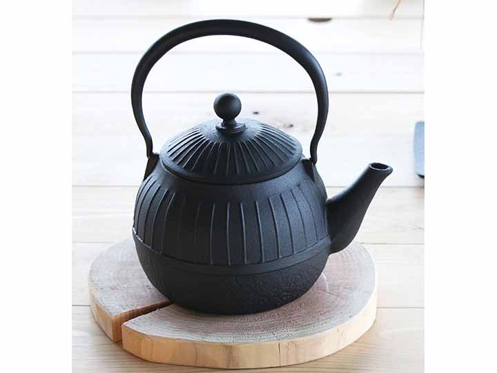 予約5／18週　南部鉄器　鉄瓶　千草　1.15Ｌ