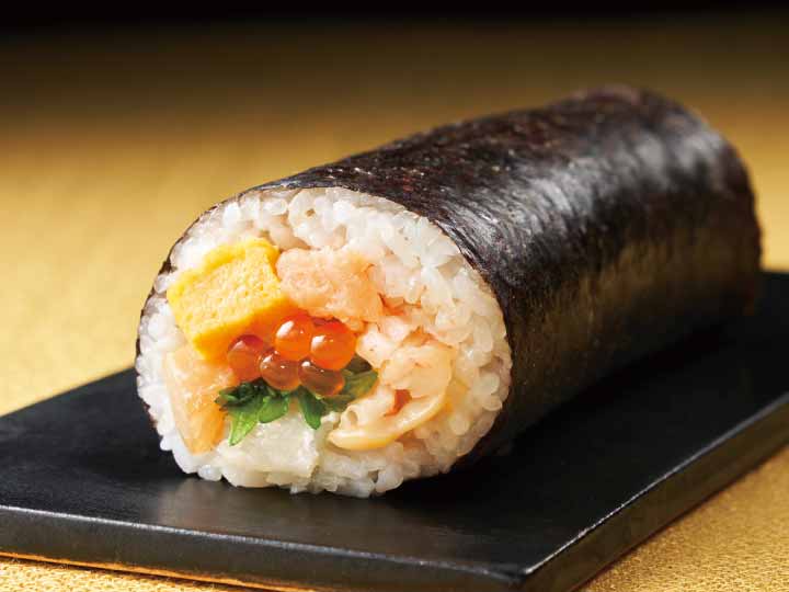 海鮮具材6種入り贅沢恵方巻（いくら、甘エビ、真鯛など）