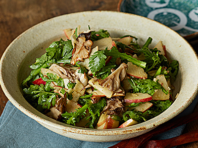 【ベジオタのひと皿】やわらか生春菊の生姜香る和風サラダ写真