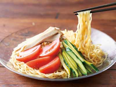 平飼たまご麺の冷やし中華(醤油だれ)写真